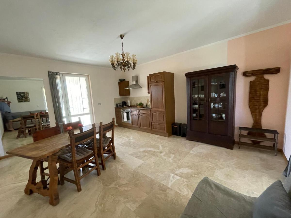 Гостьовий будинок Casa Daniele Canino Екстер'єр фото